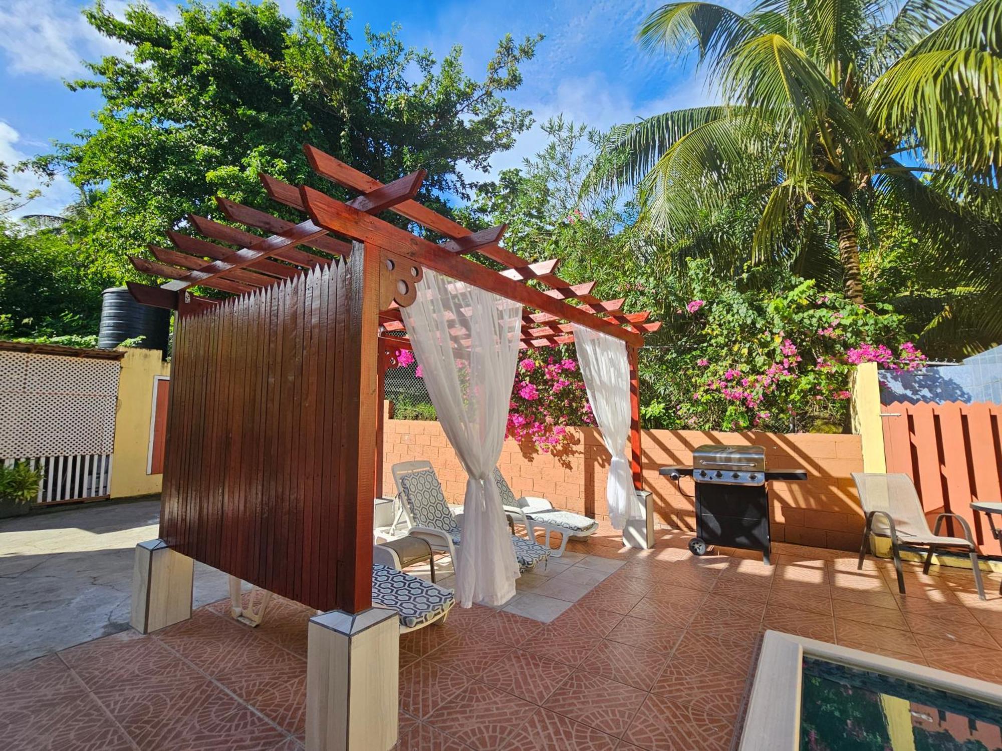 Royal Escape - 2 Apartment Anse La Raye Екстериор снимка