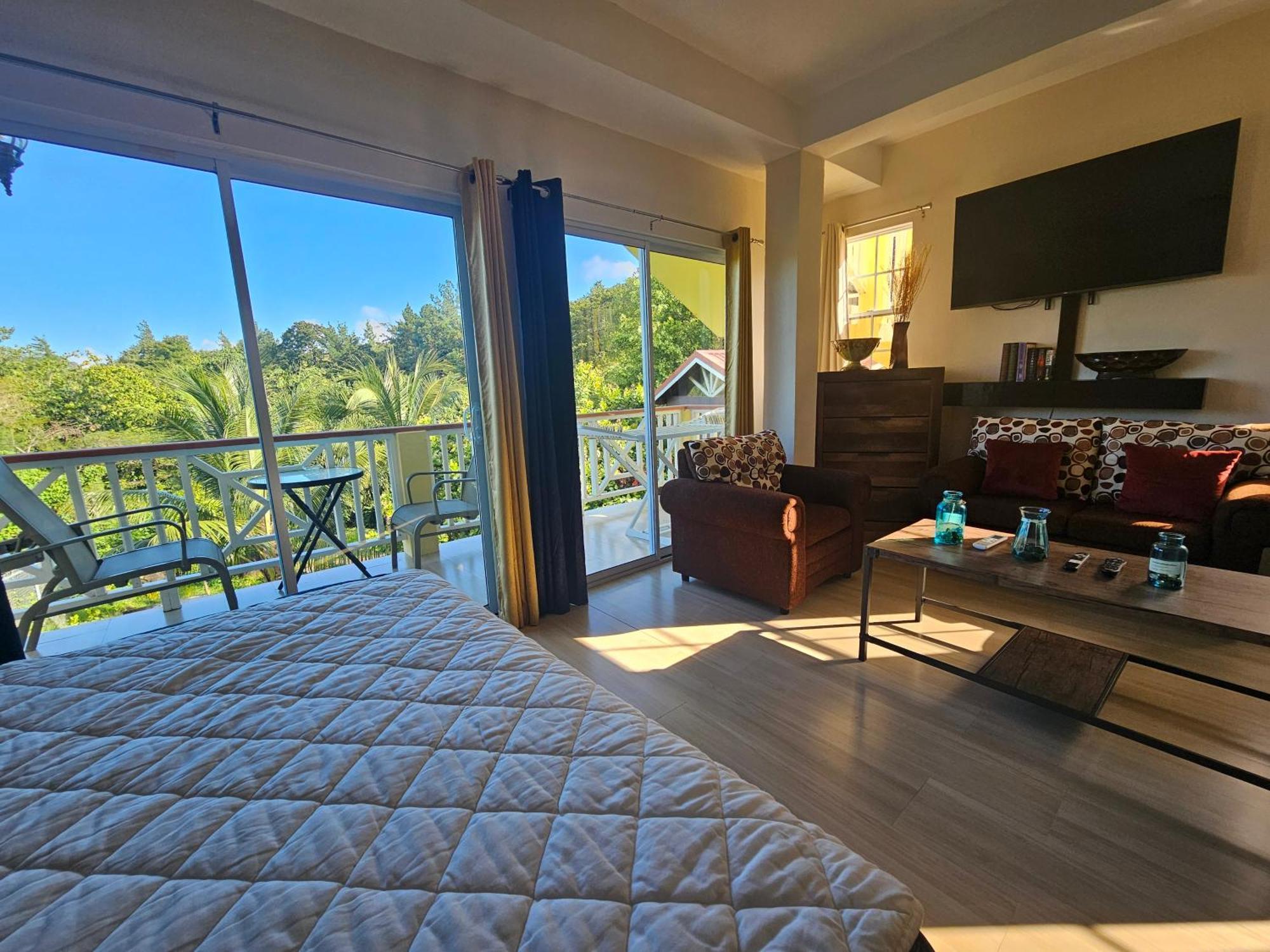 Royal Escape - 2 Apartment Anse La Raye Екстериор снимка